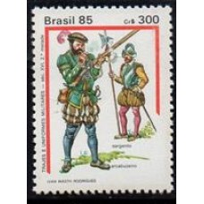 C-1478 - Trajes e Uniformes Militares - 1985